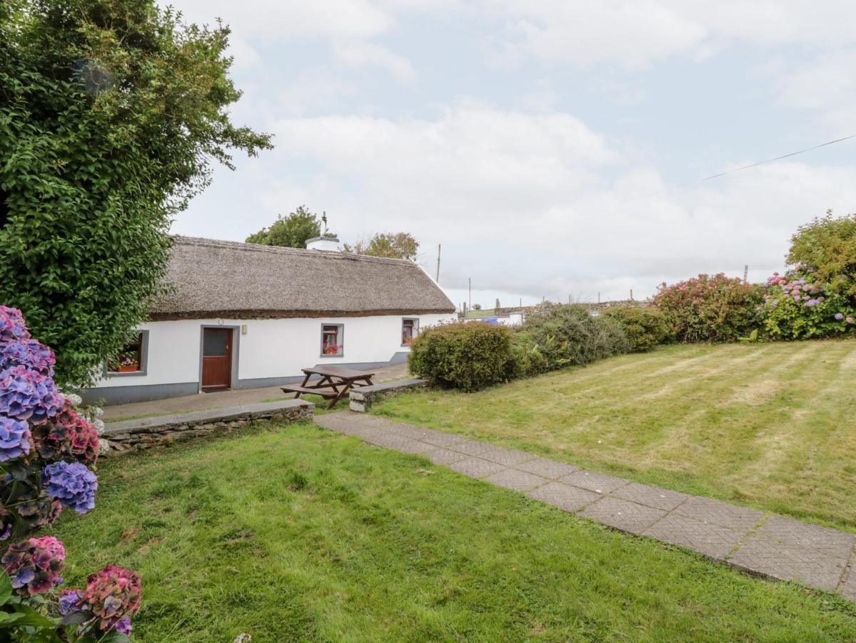 The Thatched Cottage Liscarney 외부 사진